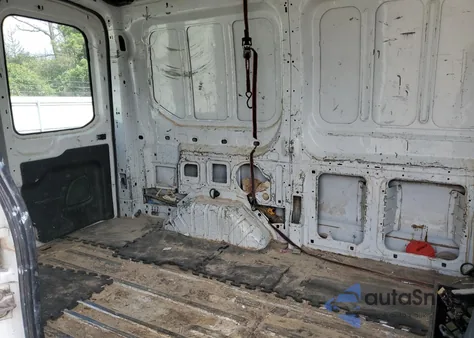 2016 Ford Transit T-250 z USA, uszkodzony, nr VIN 1FTYR1CM2GKB40692